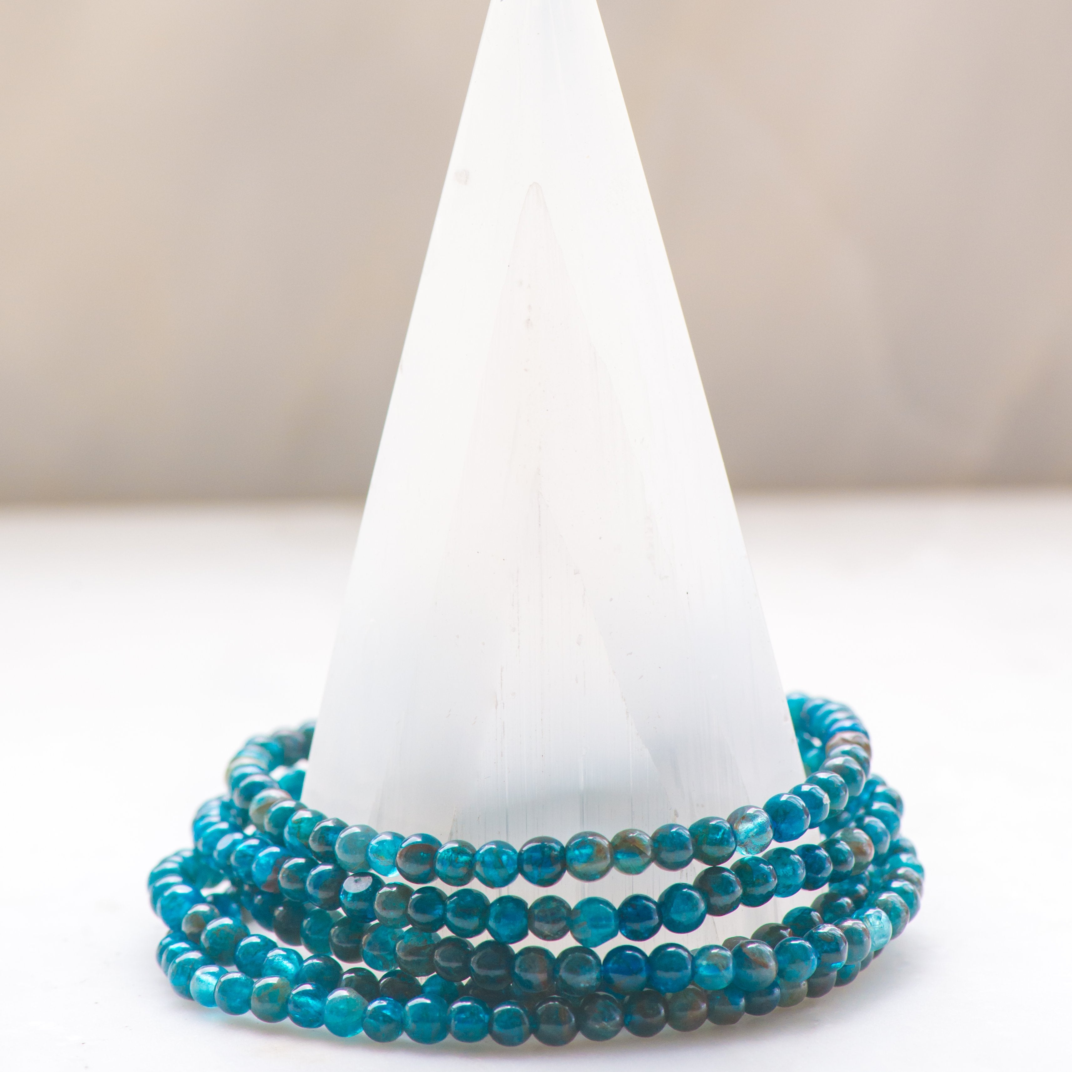 Blue Apatite Dainty Bracelet
